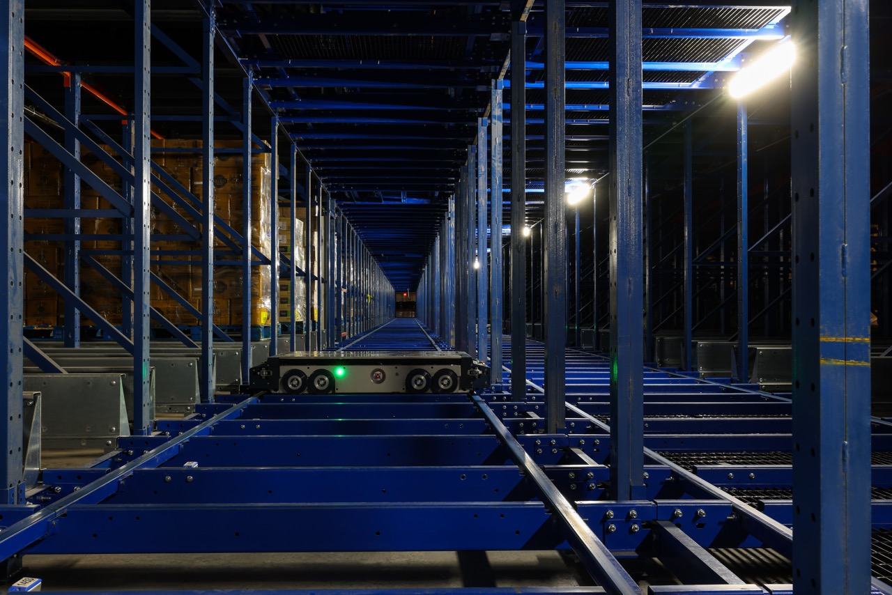 FreezPak Logistics