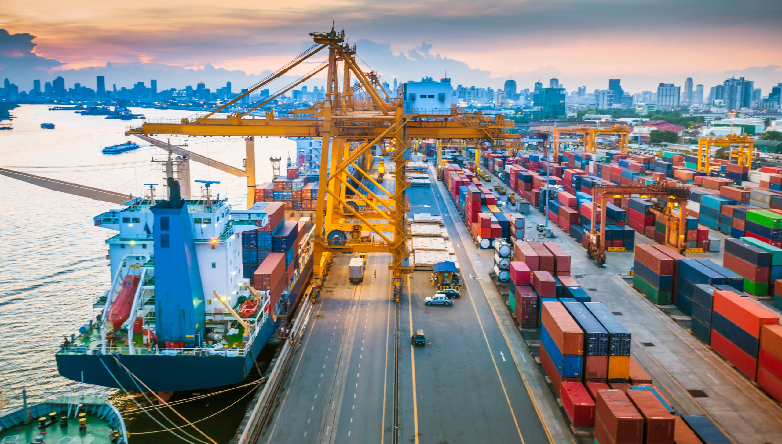HUB E-COM LOGISTICS